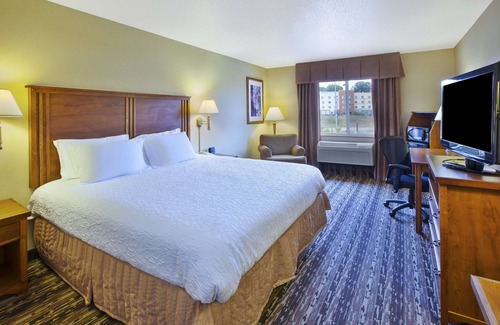 Monaca Hotel | Hampton Inn Pittsburgh Area Beaver Valley CenterTownship