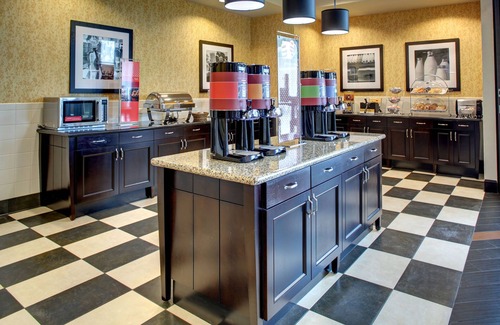 Baton Rouge Hotel | Hampton Inn & Suites Baton Rouge Downtown