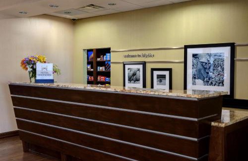 Blythe Hotel | Hampton Inn & Suites Blythe, CA