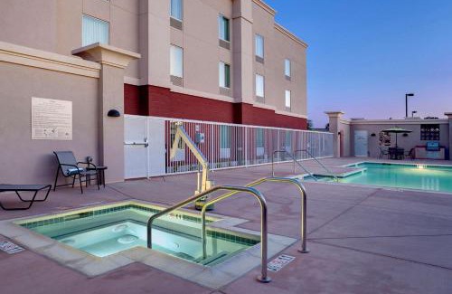 Blythe Hotel | Hampton Inn & Suites Blythe, CA