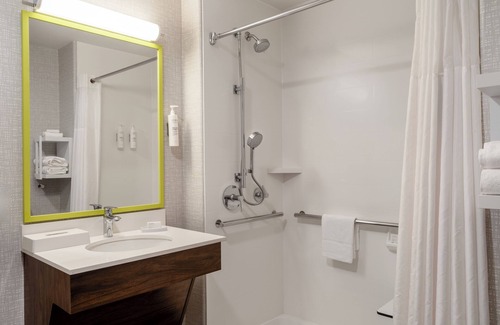 Meridian Hotel | Hampton Inn & Suites Boise-Meridian