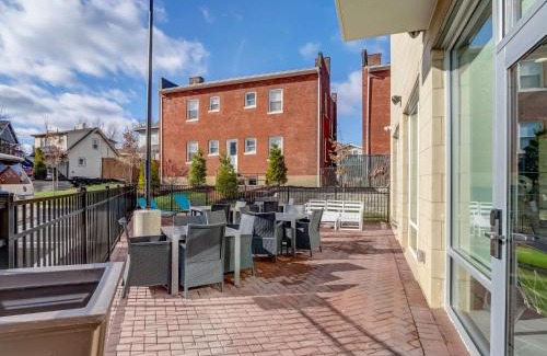 Hyde Park Hotel | Hampton Inn & Suites Cincinnati Midtown Rookwood