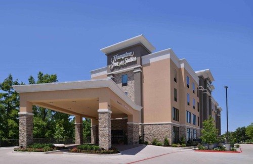 Dallas Hotel | Hampton Inn & Suites Dallas Market Center