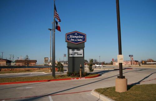 Decatur Hotel | Hampton Inn & Suites Decatur