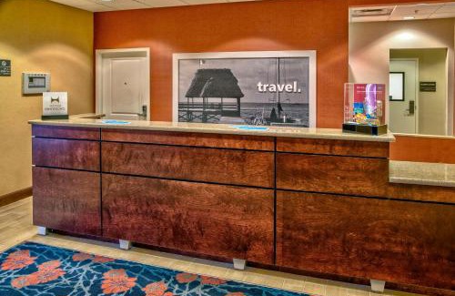 Estero Hotel | Hampton Inn & Suites Fort Myers Estero