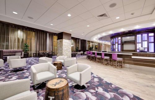 Downtown Fort Worth Hotel | Hampton Inn & Suites Fort Worth Downtown