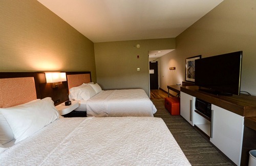 Lenoir Hotel | Hampton Inn & Suites Lenoir