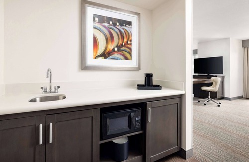 Napa Hotel | Hampton Inn & Suites Napa