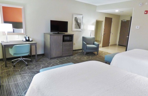 Northwest Pensacola Hotel | Hampton Inn & Suites Pensacola/I-10 Pine Forest Road