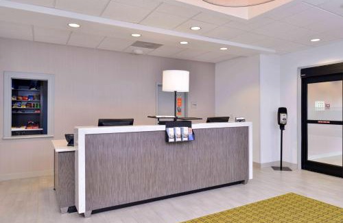 Shelby Hotel | Hampton Inn & Suites Shelby, North Carolina
