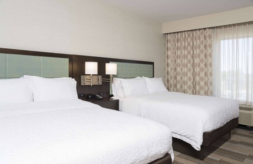 Westfield Hotel | Hampton Inn Westfield