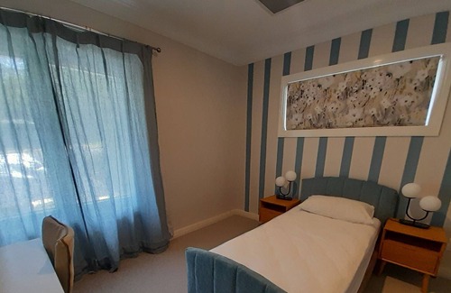 Northbridge House | Hampton style 3 bedrooms, study and wet bar 10min from all Sydney attractions