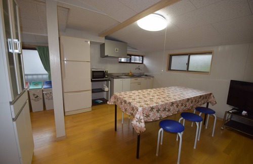 Nishidomari House | Hanareya