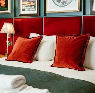 West Kensington Hotel | Hand & Flower