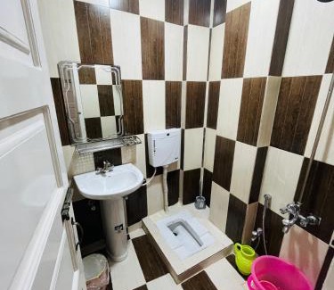 Gilgit House | Haney