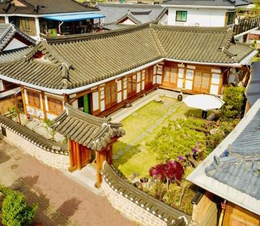 Jeonju House | Hanok Hyeyum