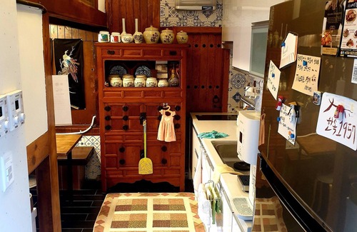 Seongnae-dong Hotel | Hanok1957