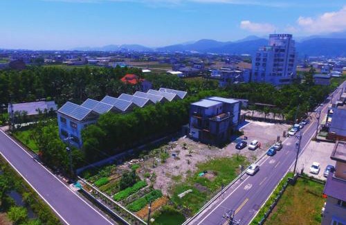 Dongshan Bed & Breakfast | Happiness 210 B&B