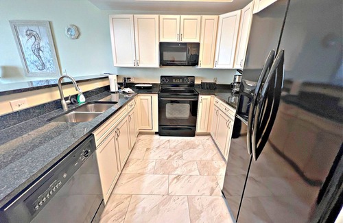 Fort Morgan Condo | 🏖️Happiness comes in waves🏖️