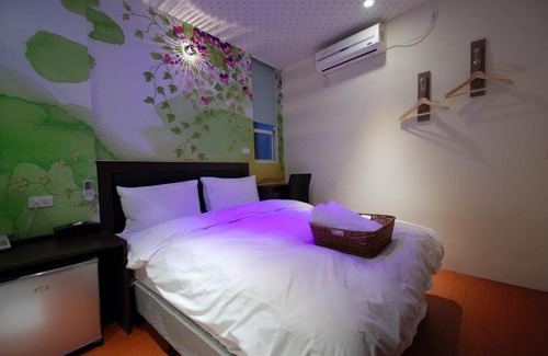 Ximending Hotel | Happiness Inn