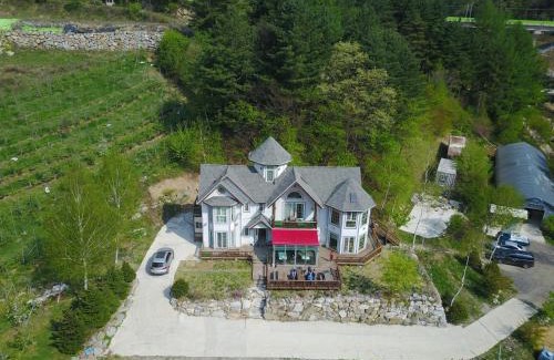 Bongpyeong House | Happy Dream Pension
