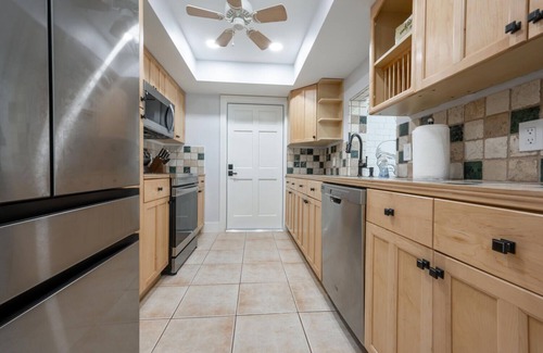 Willoughby Acres House | Happy Hideout