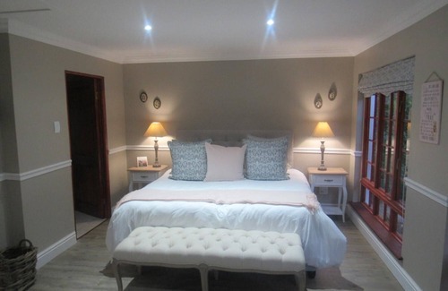 Addo Bed & Breakfast | Happy Lands Self Catering B&B