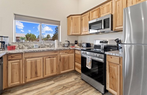 Overgaard Cabin | Happy Pines Hideaway | Fenced Yard~Fire Pit~Bunks