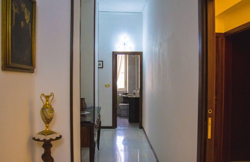 Arenella Apartment | Happy Rooms in Easy House January offer: 30% weekly and 40% monthly discount