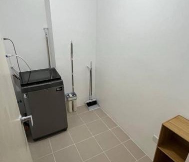 Las Pinas Apartment | Happy south