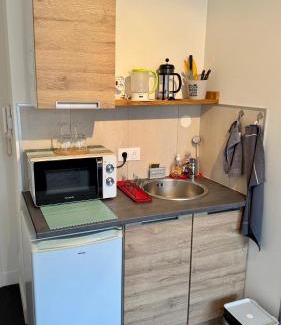 Schiltigheim Apartment | Happy Studio terrace