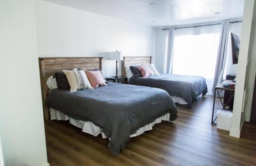 Tropic Bed & Breakfast | Happy Trails BnB