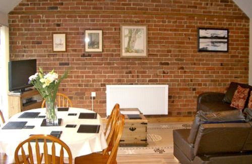 Abbey-Cwmhir House | Happy Union Stables