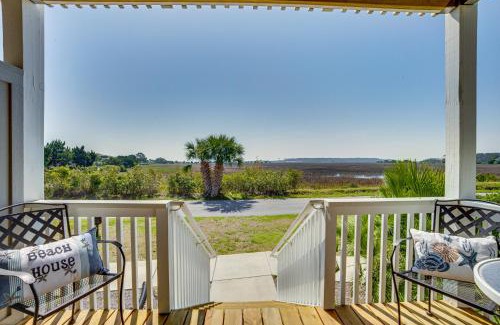 Oceanmarsh Subdivision Apartment | Harbor Island Condo with Deck - Steps to Beach!