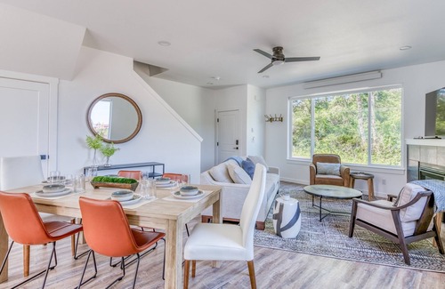 Depoe Bay House | Harbor Lights 6 - Maritime Magic: Coastal Charm