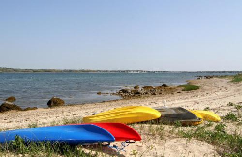 Bourne House | Harbor Point Cottage