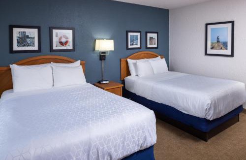 Manitowoc Hotel | Harbor Town Inn