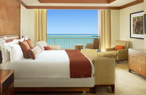 Paradise Island Apartment | Harborside Resort at Atlantis