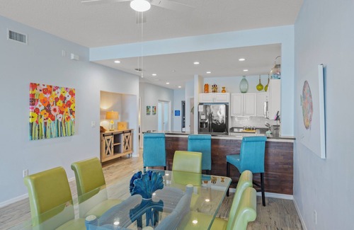 Clearwater Beach Condo | Harborview Grande Huge Balcony 3 King Beds No Car Needed Jolly Trolley Out Front