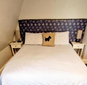 Wick House | Harbour bridge, Camps bar