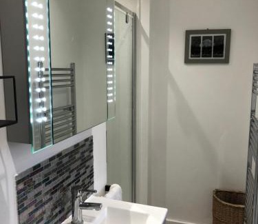 Hamworthy Apartment | HarbourSide Studio apartment Poole Hamworthy Bh15