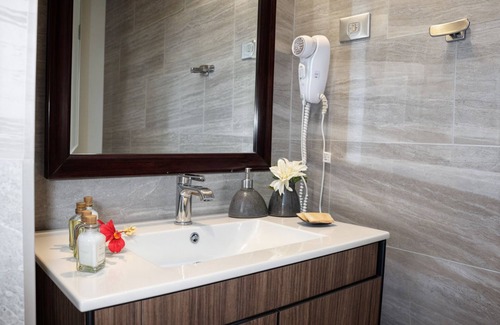 Hanga Roa Hotel | Hare Nua