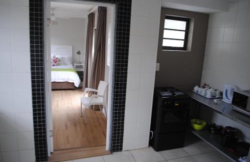 Berea Bed & Breakfast | Harewood Lodge