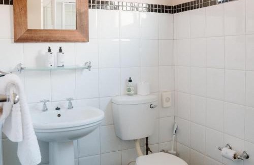 Berea Bed & Breakfast | Harewood Lodge