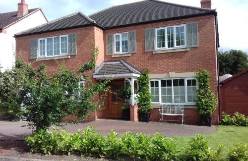 Ledbury Bed & Breakfast | Harlequin B&B Ledbury