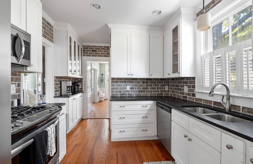 Harleston Village House | Harleston Village | Stylish & Spacious Home