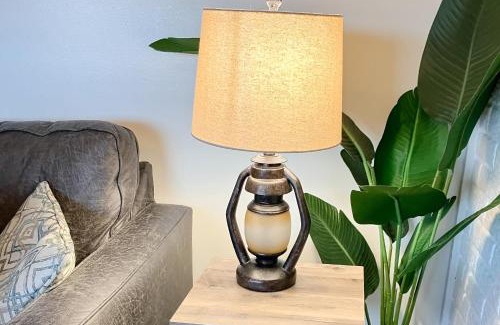 Kimberling City Hotel | Harper Valley 01