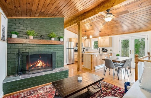Millville Ski Chalet | Harpers Ferry Cabin: Hot Tub, Deck, Fire Pit, WiFI
