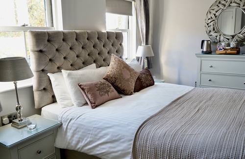 Melbourne House | Harpur's of Melbourne