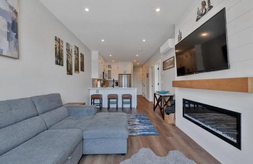 Harrison Hot Springs Apartment | Harrison Hot Springs Lakeside